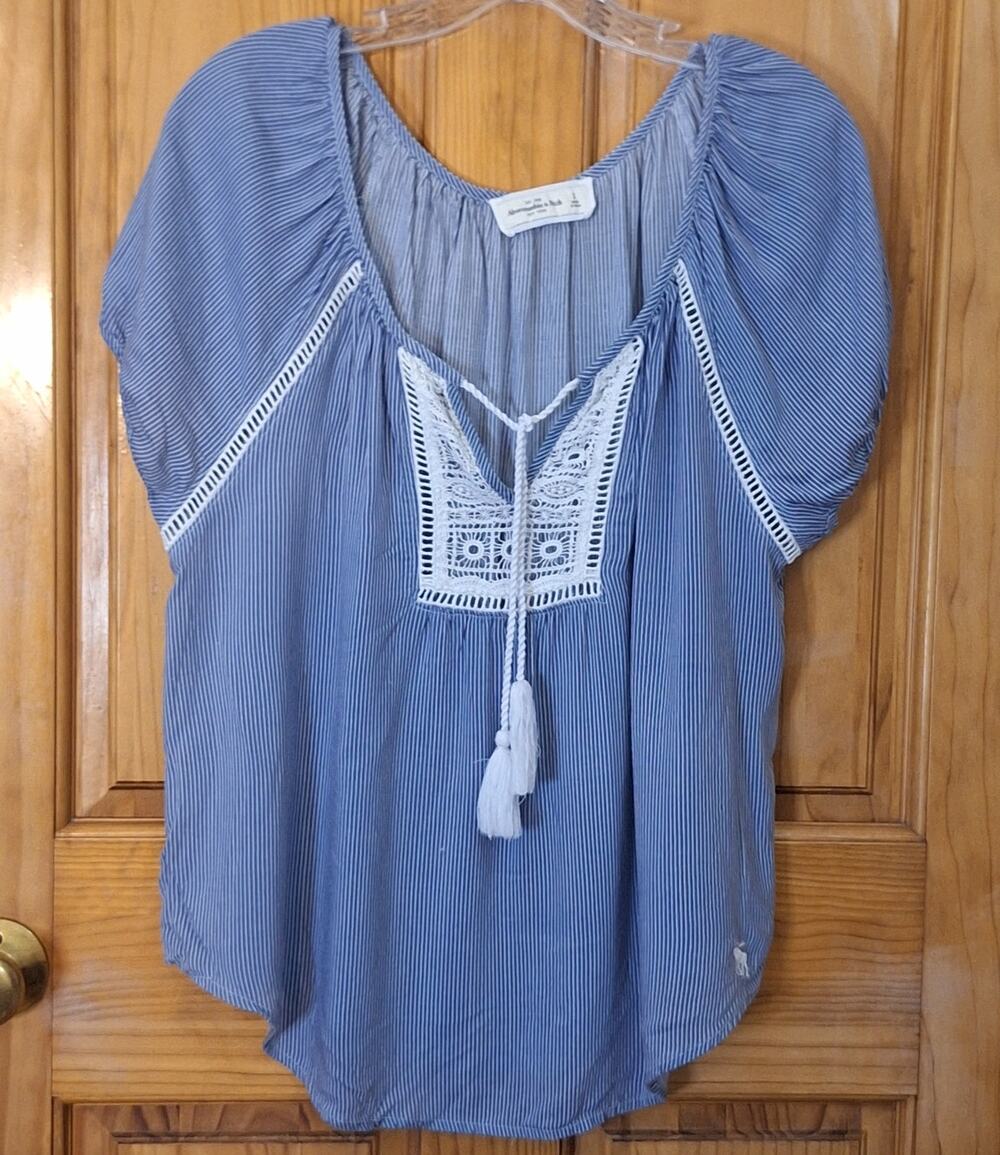 Abercrombie & Fitch Shirt Women's Small Oversized Classic Basic Everyday Preppy